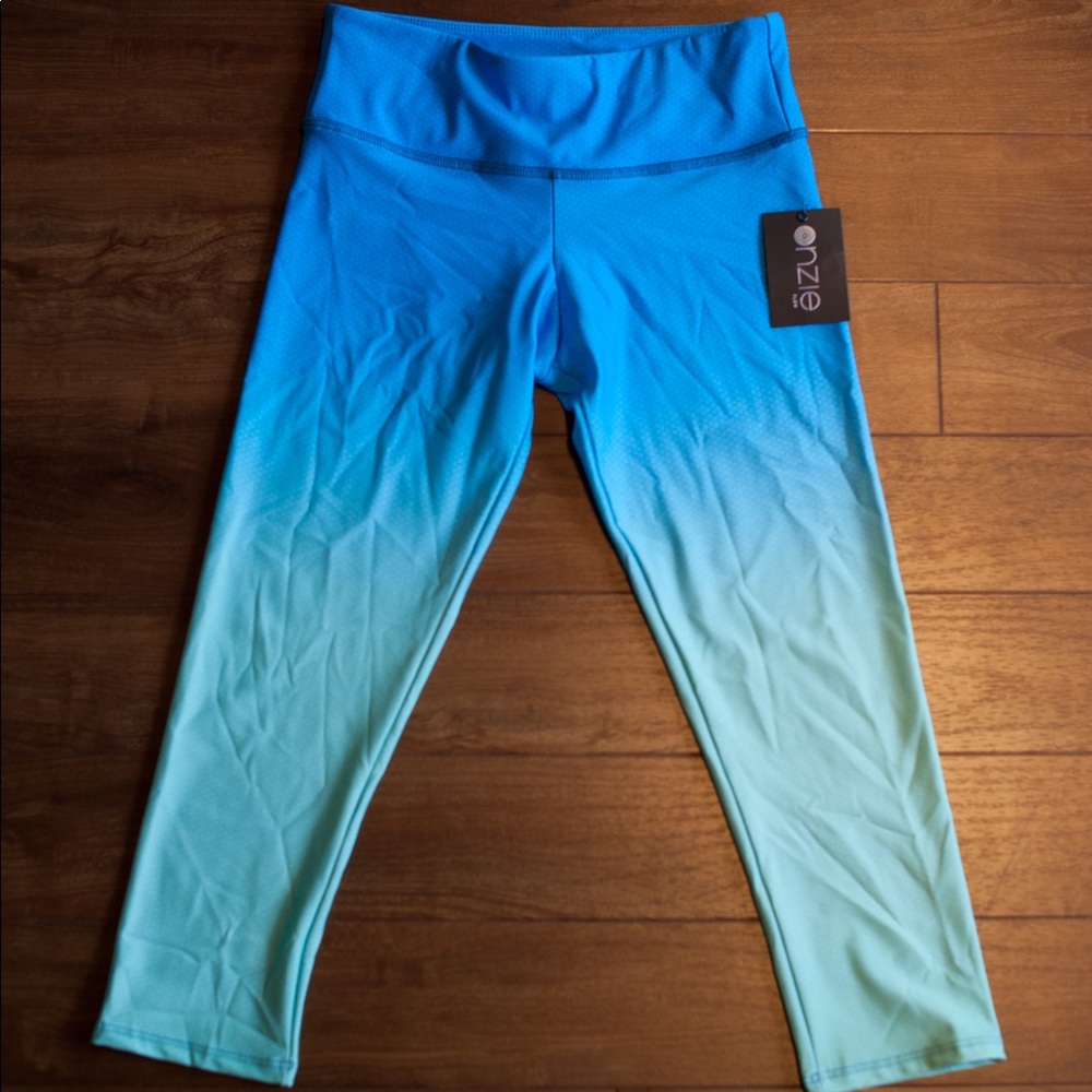 Onzie •  Graphic CAPRI